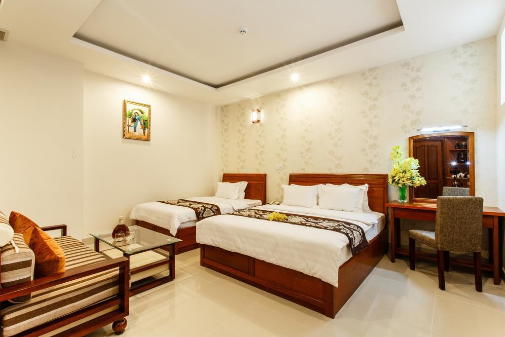 Long Bao Chau Hotel Thu Dau Mot Dış mekan fotoğraf