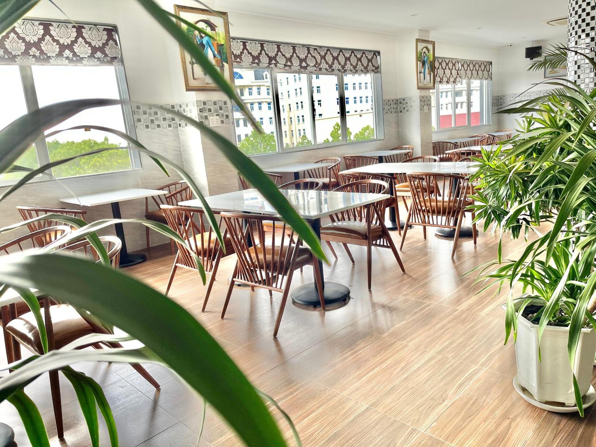 Long Bao Chau Hotel Thu Dau Mot Dış mekan fotoğraf
