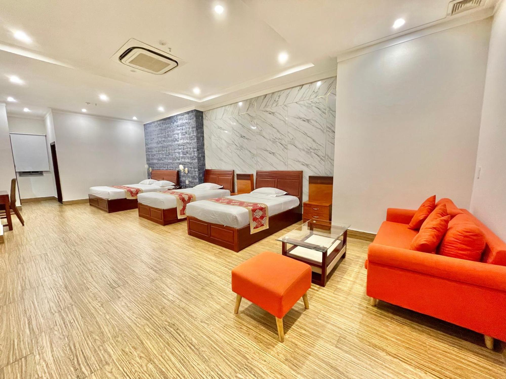 Long Bao Chau Hotel Thu Dau Mot Dış mekan fotoğraf