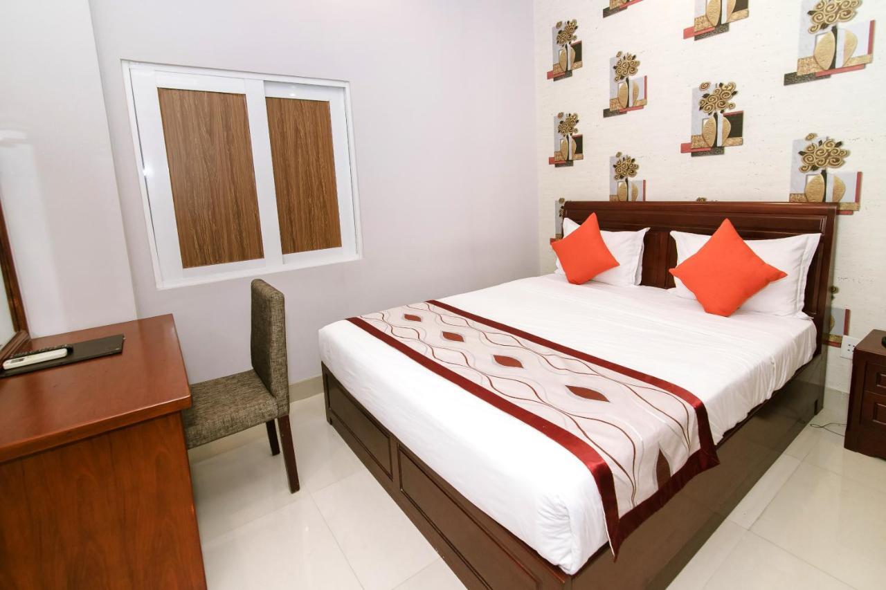 Long Bao Chau Hotel Thu Dau Mot Dış mekan fotoğraf