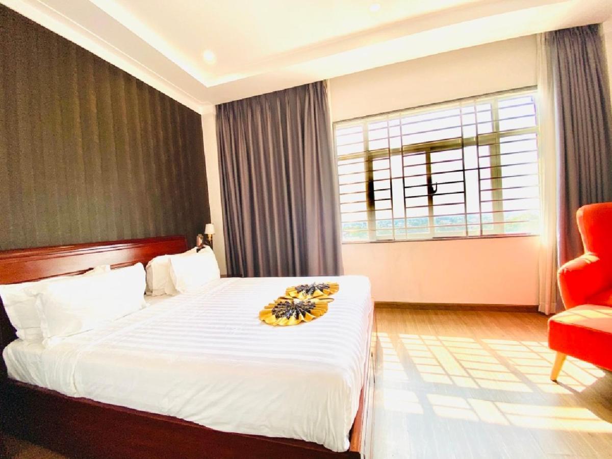 Long Bao Chau Hotel Thu Dau Mot Dış mekan fotoğraf
